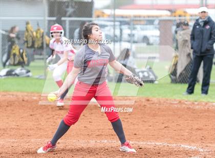 Thumbnail 1 in Juarez-Lincoln vs Rio Grande City (La Joya Tournament) photogallery.