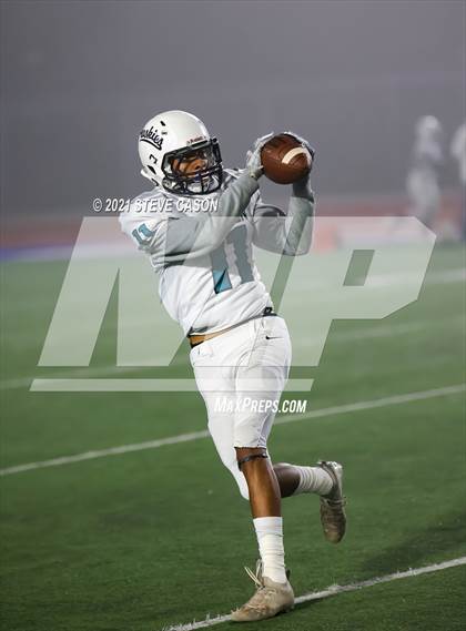 Thumbnail 1 in Rocklin vs. Sheldon (CIF SJS D1 Quarterfinal Playoff) photogallery.