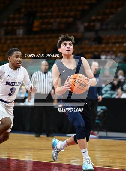 Thumbnail 2 in Mesa Ridge vs. Dakota Ridge (CHSAA 5A Great 8) photogallery.