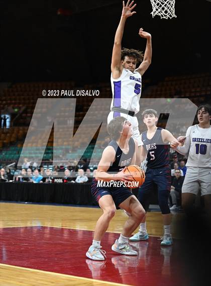 Thumbnail 1 in Mesa Ridge vs. Dakota Ridge (CHSAA 5A Great 8) photogallery.