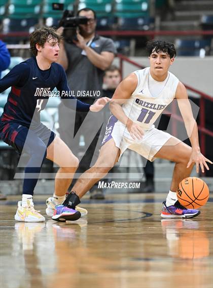 Thumbnail 1 in Mesa Ridge vs. Dakota Ridge (CHSAA 5A Great 8) photogallery.