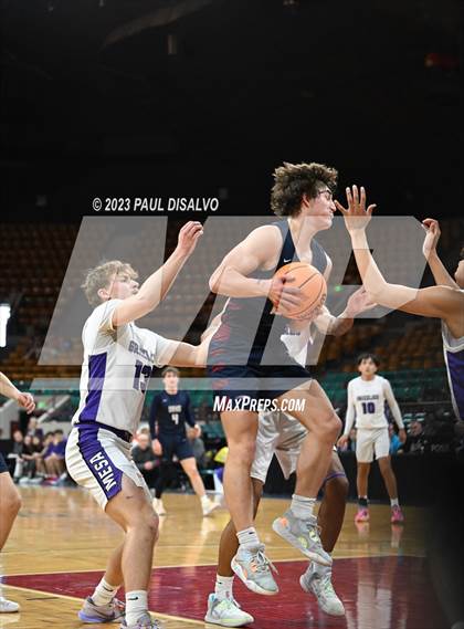 Thumbnail 3 in Mesa Ridge vs. Dakota Ridge (CHSAA 5A Great 8) photogallery.