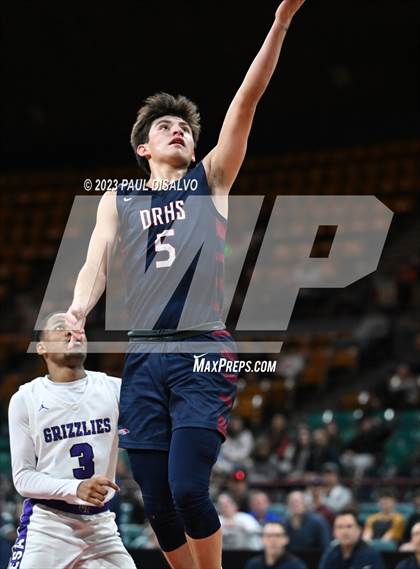 Thumbnail 2 in Mesa Ridge vs. Dakota Ridge (CHSAA 5A Great 8) photogallery.
