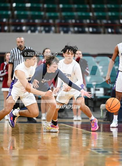Thumbnail 2 in Mesa Ridge vs. Dakota Ridge (CHSAA 5A Great 8) photogallery.