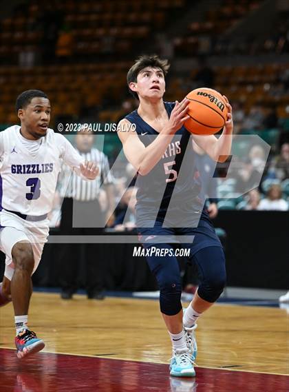 Thumbnail 3 in Mesa Ridge vs. Dakota Ridge (CHSAA 5A Great 8) photogallery.