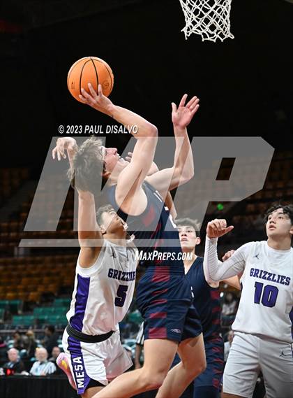 Thumbnail 1 in Mesa Ridge vs. Dakota Ridge (CHSAA 5A Great 8) photogallery.