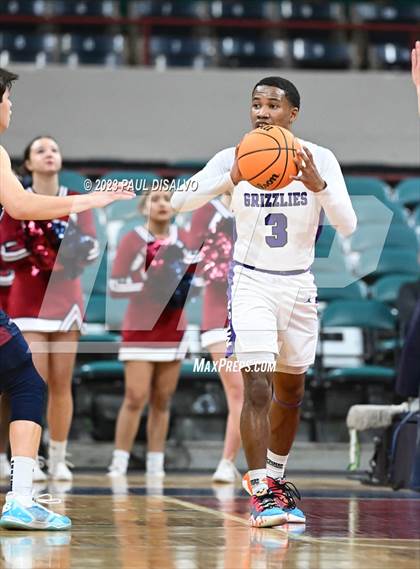 Thumbnail 2 in Mesa Ridge vs. Dakota Ridge (CHSAA 5A Great 8) photogallery.