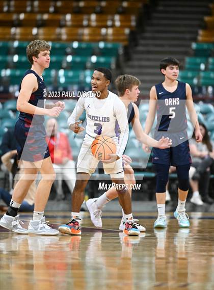 Thumbnail 1 in Mesa Ridge vs. Dakota Ridge (CHSAA 5A Great 8) photogallery.