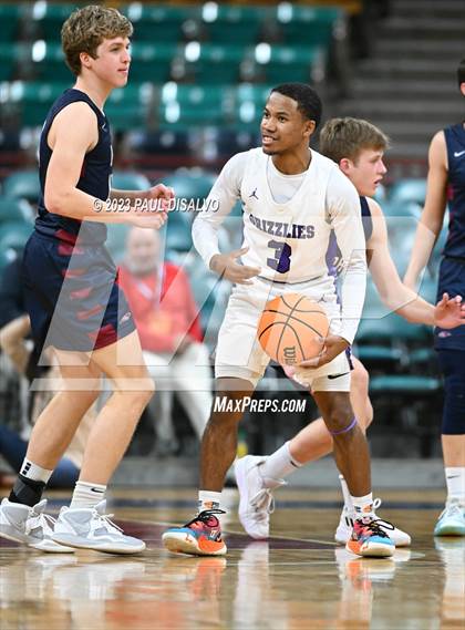 Thumbnail 3 in Mesa Ridge vs. Dakota Ridge (CHSAA 5A Great 8) photogallery.
