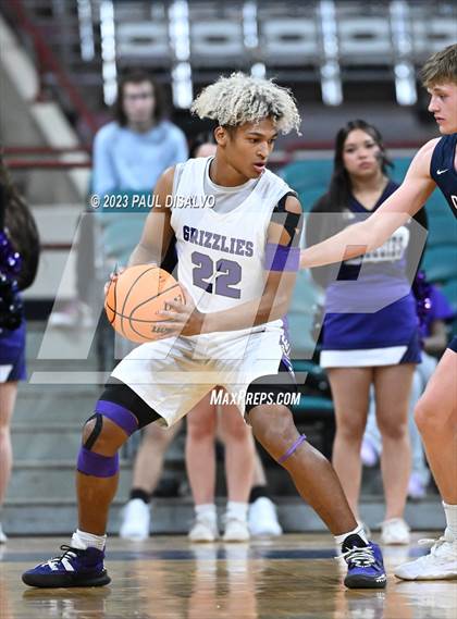 Thumbnail 2 in Mesa Ridge vs. Dakota Ridge (CHSAA 5A Great 8) photogallery.
