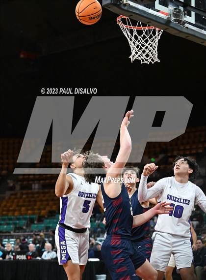 Thumbnail 1 in Mesa Ridge vs. Dakota Ridge (CHSAA 5A Great 8) photogallery.