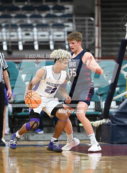 Thumbnail 2 in Mesa Ridge vs. Dakota Ridge (CHSAA 5A Great 8) photogallery.