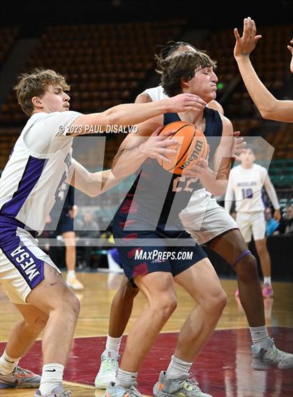 Thumbnail 2 in Mesa Ridge vs. Dakota Ridge (CHSAA 5A Great 8) photogallery.
