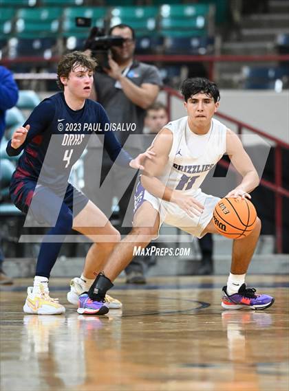 Thumbnail 3 in Mesa Ridge vs. Dakota Ridge (CHSAA 5A Great 8) photogallery.