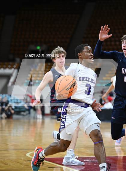Thumbnail 3 in Mesa Ridge vs. Dakota Ridge (CHSAA 5A Great 8) photogallery.