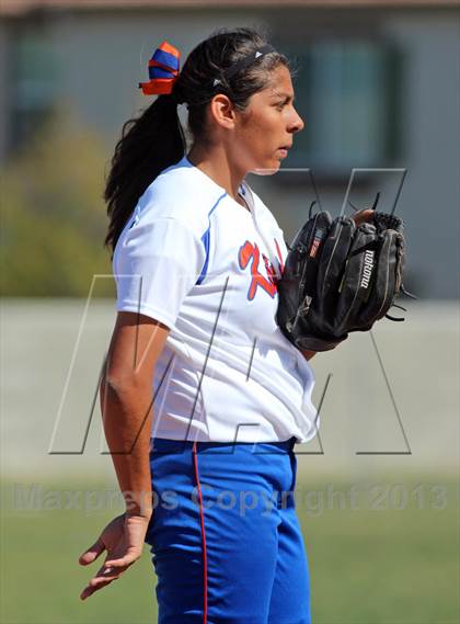 Thumbnail 3 in Sonora @ Kimball photogallery.