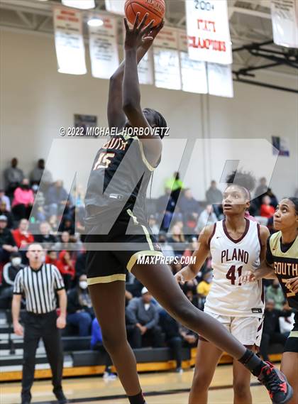 Thumbnail 1 in South Grand Prairie vs. Plano (UIL 6A Area Playoff) photogallery.