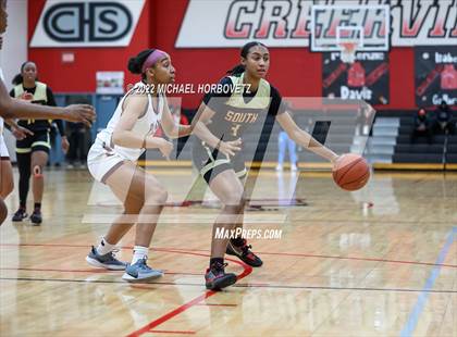 Thumbnail 3 in South Grand Prairie vs. Plano (UIL 6A Area Playoff) photogallery.