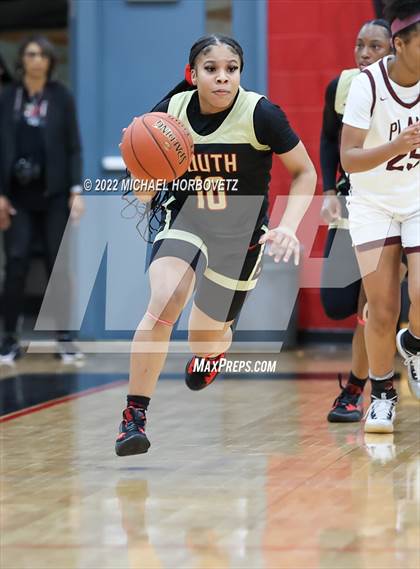 Thumbnail 1 in South Grand Prairie vs. Plano (UIL 6A Area Playoff) photogallery.