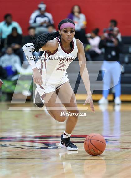 Thumbnail 1 in South Grand Prairie vs. Plano (UIL 6A Area Playoff) photogallery.