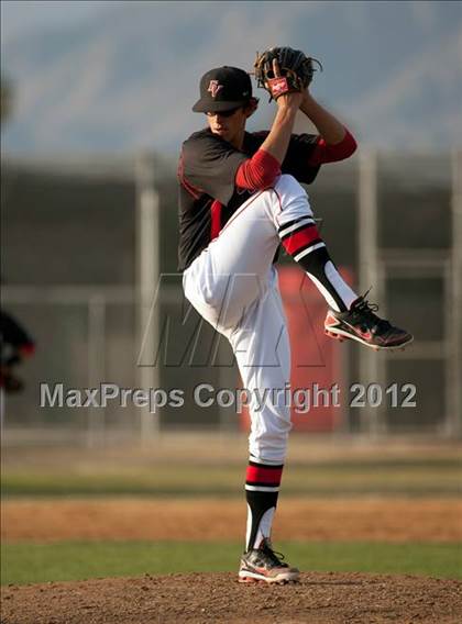 Thumbnail 2 in JW North @ Redlands East Valley photogallery.