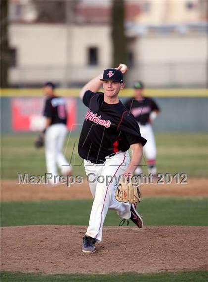 Thumbnail 1 in JW North @ Redlands East Valley photogallery.