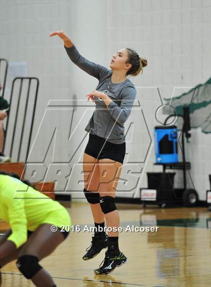 Thumbnail 2 in Lamar Consolidated @ Mayde Creek photogallery.