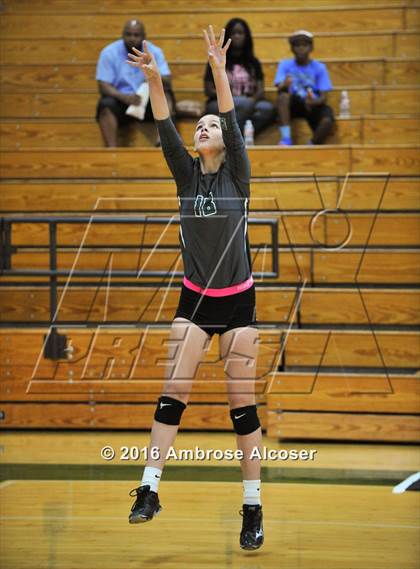 Thumbnail 2 in Lamar Consolidated @ Mayde Creek photogallery.