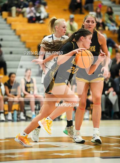 Thumbnail 1 in Arapahoe @ Columbine photogallery.