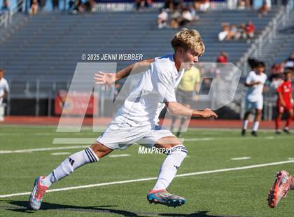 Thumbnail 2 in Palo Verde vs Coronado (NIAA 5A Southern Region Championship) photogallery.