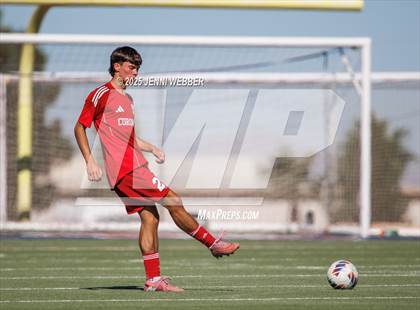 Thumbnail 3 in Palo Verde vs Coronado (NIAA 5A Southern Region Championship) photogallery.