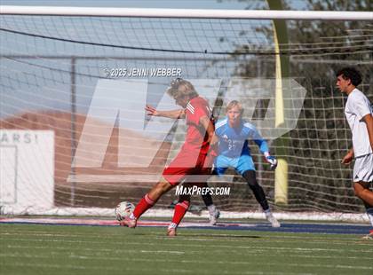 Thumbnail 1 in Palo Verde vs Coronado (NIAA 5A Southern Region Championship) photogallery.