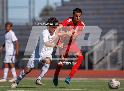 Thumbnail 2 in Palo Verde vs Coronado (NIAA 5A Southern Region Championship) photogallery.
