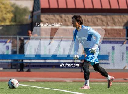 Thumbnail 3 in Palo Verde vs Coronado (NIAA 5A Southern Region Championship) photogallery.