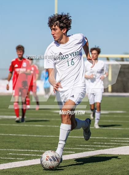 Thumbnail 2 in Palo Verde vs Coronado (NIAA 5A Southern Region Championship) photogallery.