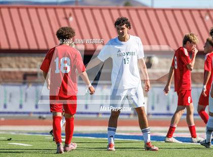 Thumbnail 1 in Palo Verde vs Coronado (NIAA 5A Southern Region Championship) photogallery.
