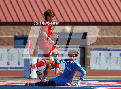 Thumbnail 2 in Palo Verde vs Coronado (NIAA 5A Southern Region Championship) photogallery.