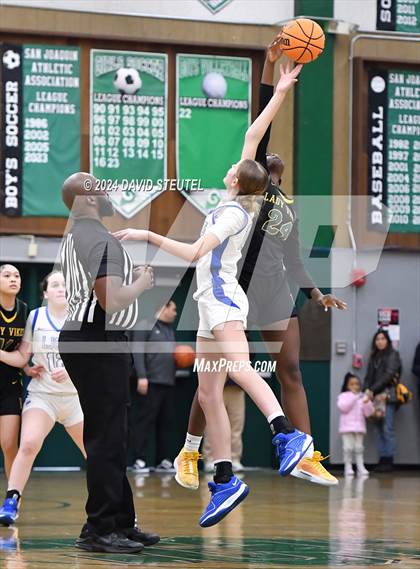 Thumbnail 1 in Vanden vs. La Jolla Country Day (St. Mary's MLK Showcase) photogallery.