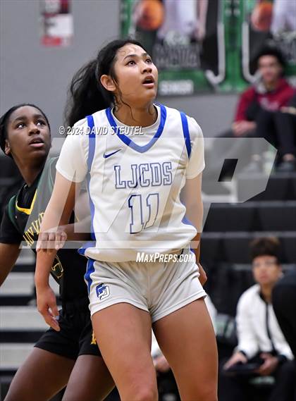 Thumbnail 1 in Vanden vs. La Jolla Country Day (St. Mary's MLK Showcase) photogallery.