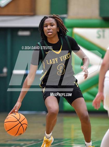 Thumbnail 2 in Vanden vs. La Jolla Country Day (St. Mary's MLK Showcase) photogallery.