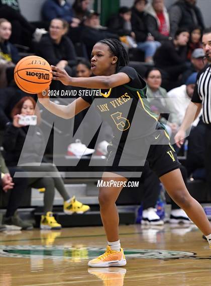 Thumbnail 2 in Vanden vs. La Jolla Country Day (St. Mary's MLK Showcase) photogallery.