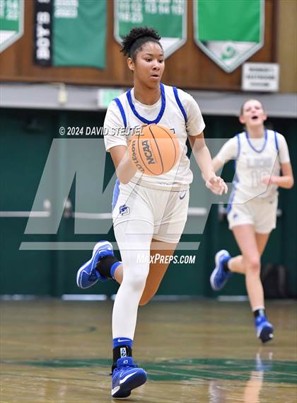 Thumbnail 2 in Vanden vs. La Jolla Country Day (St. Mary's MLK Showcase) photogallery.