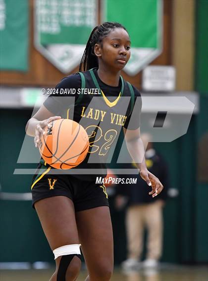 Thumbnail 2 in Vanden vs. La Jolla Country Day (St. Mary's MLK Showcase) photogallery.