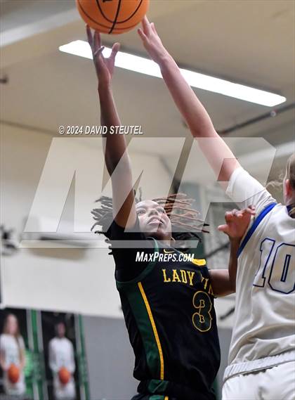 Thumbnail 3 in Vanden vs. La Jolla Country Day (St. Mary's MLK Showcase) photogallery.