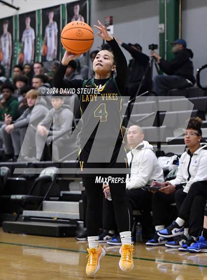 Thumbnail 1 in Vanden vs. La Jolla Country Day (St. Mary's MLK Showcase) photogallery.