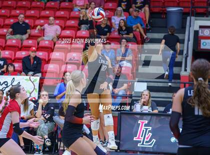 Thumbnail 1 in Sherman @ Lovejoy photogallery.
