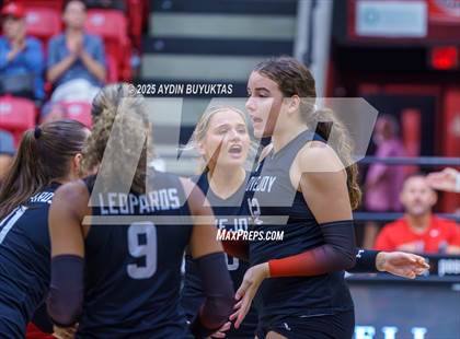 Thumbnail 3 in Sherman @ Lovejoy photogallery.