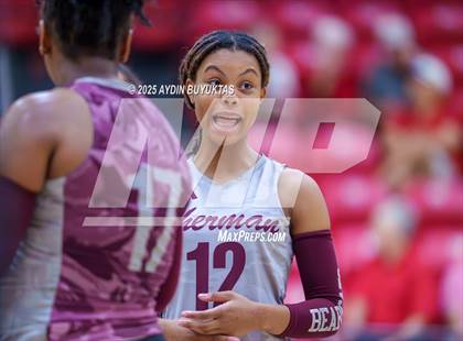 Thumbnail 3 in Sherman @ Lovejoy photogallery.