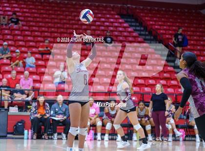Thumbnail 2 in Sherman @ Lovejoy photogallery.