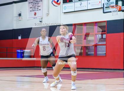 Thumbnail 3 in Sherman @ Lovejoy photogallery.